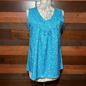 NWOT No Brand Tag V Neck Teal and Red Floral Sleeveless Blouse